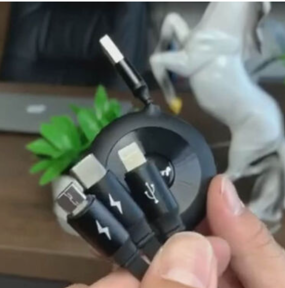 Retractable 3 in 1 Charging Cable